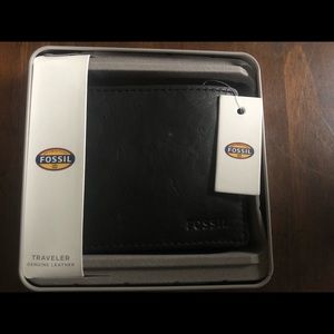 Brand new Fossil bifold wallet
